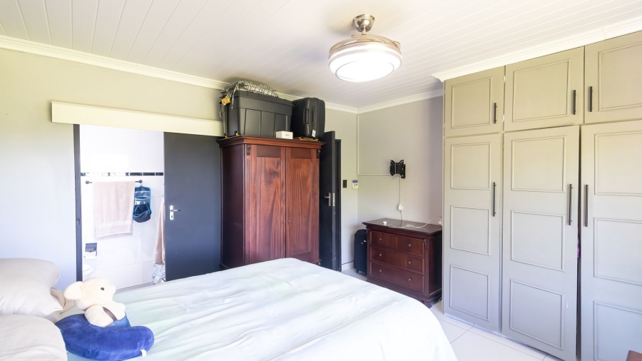 3 Bedroom Property for Sale in Beacon Bay Eastern Cape